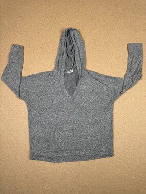 Ginger G Women’s Heather Gray V-Neck Lightweight Hoodie - Size Large